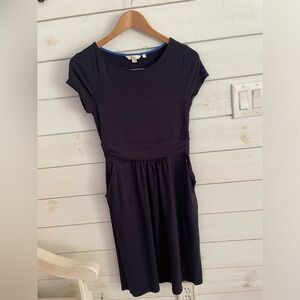 Boden women’s size 6 midi dress navy blue everyday dress with pockets
